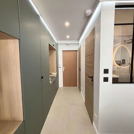 Duchesse Luxe Cap - Naturiste * Agde