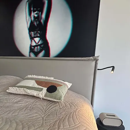 Duchesse Luxe Cap - Naturiste * Agde